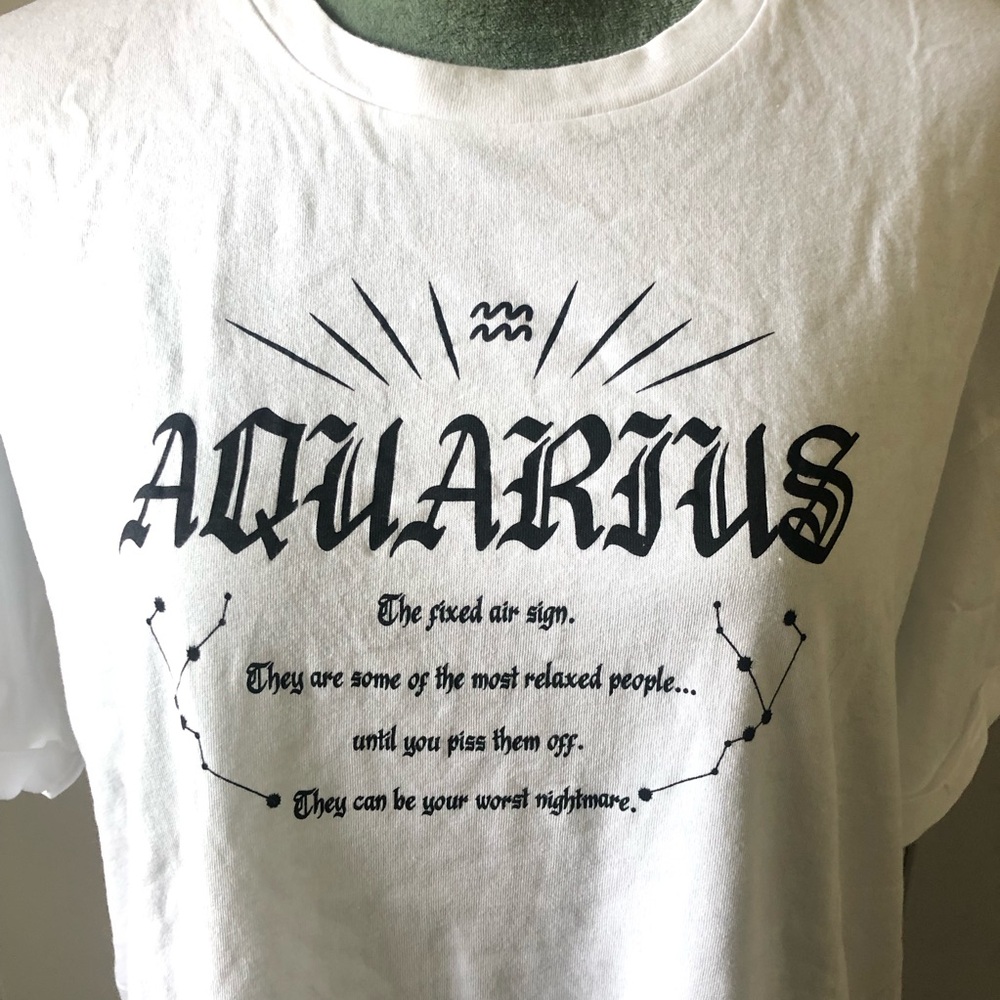 Bershka White Graphic Tee